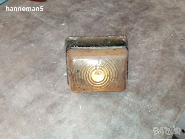 Жълта светлина-габарит,мигач