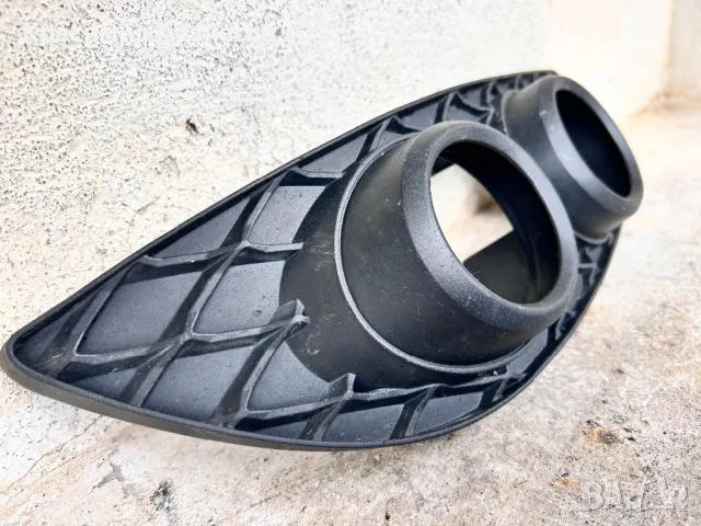 A2048801024 .Решетка халоген лява за Мерцедес Ц-класа W204. A2048801024, снимка 2 - Части - 49217005