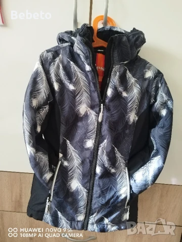 Детско зимно яке Ellesse, снимка 5 - Детски якета и елеци - 51064396
