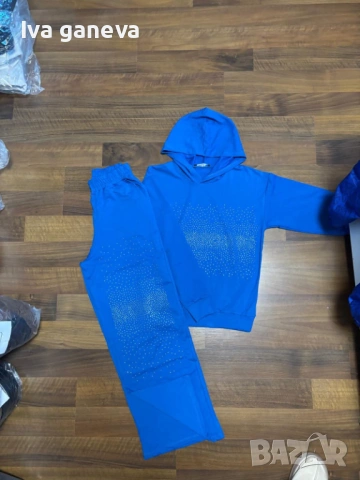 Дамски екип с камъни , снимка 4 - Спортни екипи - 53121886