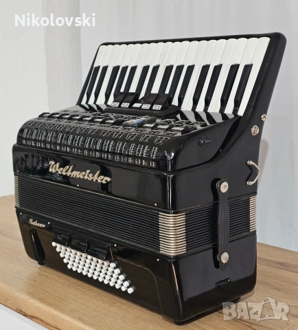 Акордеон Weltmeister Meteor , снимка 5 - Акордеони - 53942302