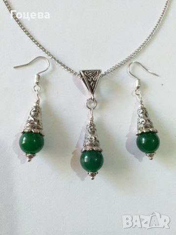 Красив комплект бижута обици и колие с камъни зелен кварц и орнаменти в цвят Сребро стил Антик 