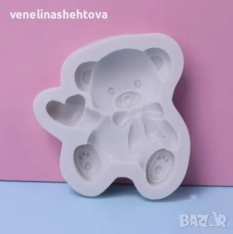 Мече с панделка държи сърце Силиконов молд форма за фондан гипс , снимка 3 - Форми - 47550025
