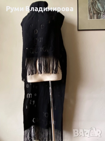 Черен шал Gai Mattiolo/ голям шал тип одеало, снимка 4 - Шалове - 48875162