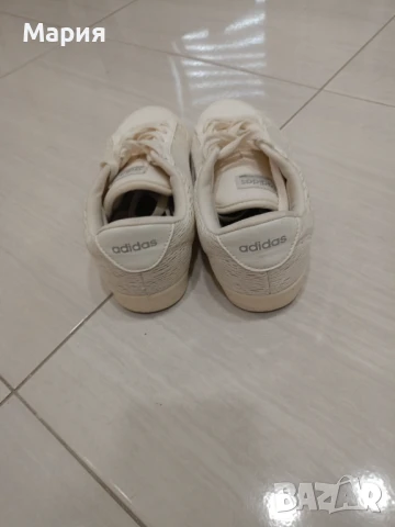 Кецове Адидас, снимка 4 - Кецове - 51407602