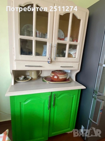 Дървен шкаф, снимка 2 - Бюфети - 53975833