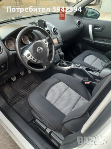 Nissan Qashkai, снимка 5 - Автомобили и джипове - 54336823