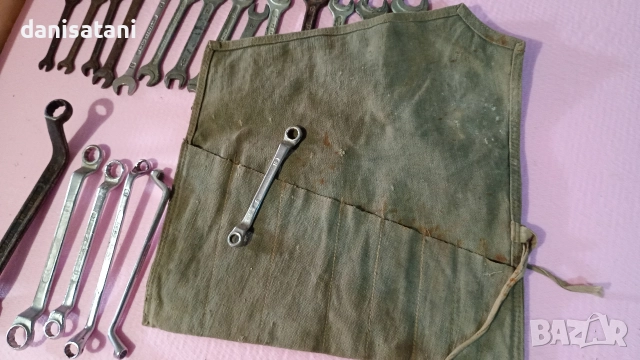 Продавам 30 бр. стари гаечни ключове, снимка 2 - Ключове - 52812534