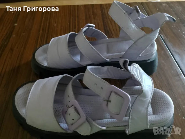 Бледо лилави дамски сандали естествена кожа