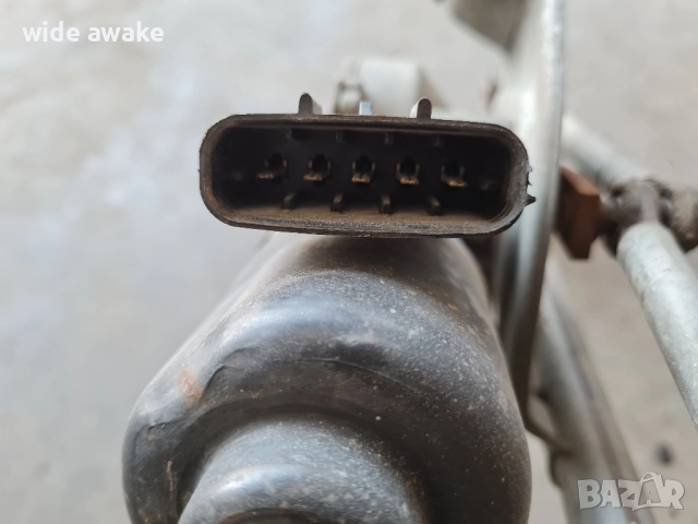 Механизъм чистачки VW Passat b4, снимка 6 - Части - 51556151