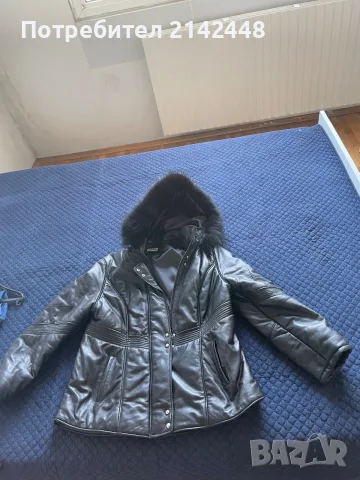 Продавам дамско кожено яке с косъм и качулка, снимка 2 - Якета - 56001758