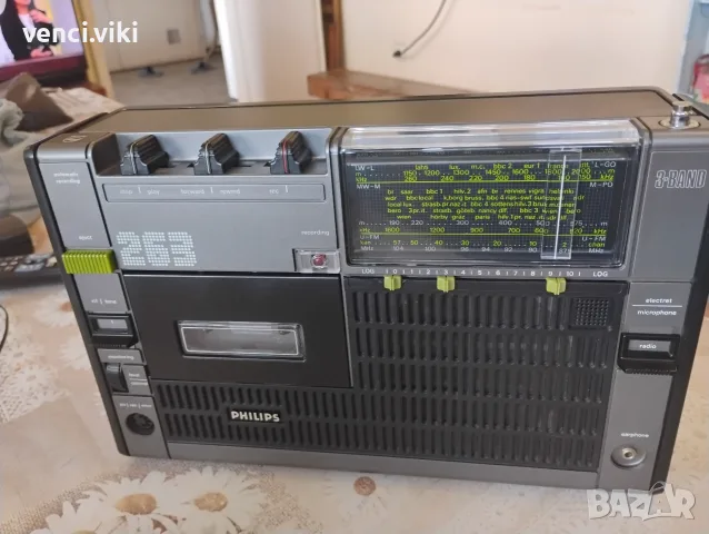 Philips 22rr263 Ретро нов радиокасетофон на 50години, снимка 5 - Радиокасетофони, транзистори - 56189522