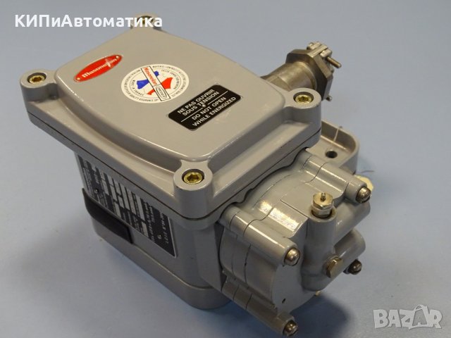 позиционер Dresser Masoneilan 8013-257 electro-pneumatic valve positioner, снимка 2 - Резервни части за машини - 37203393