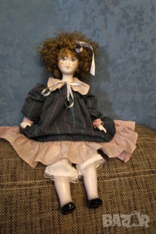 Порцеланова кукла ръчна изработка , снимка 1 - Колекции - 34067336