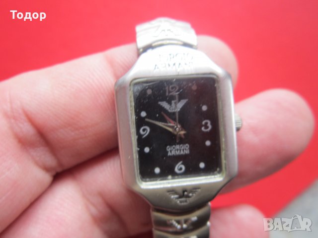 Дамски часвник Джорджио Армани , снимка 3 - Дамски - 29412217