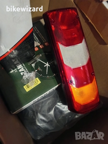 Заден десен стоп за Mercedes Actros MP4 LKW E-MARK НОВ, снимка 4 - Части - 52013476