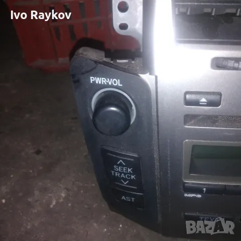 Радио и CD за Toyota Yaris 1.3 VVTi , 2010g. , 86120-0D490, снимка 2 - Части - 47609261