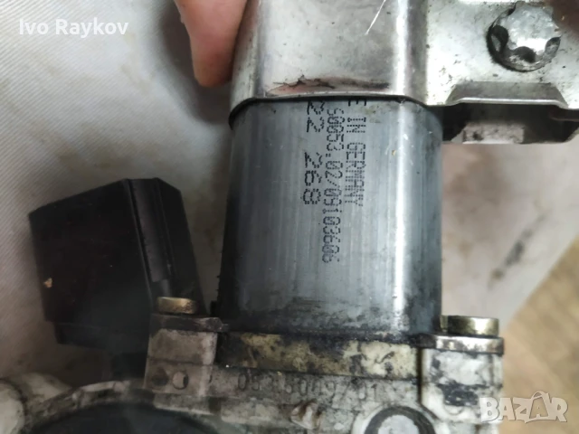 заден десен стъклоповдигач , HONDA Civic 8 , CM011810,605230 , снимка 3 - Части - 51223435