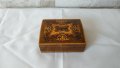 Стара дървена кутия за бижута - украсена с фурнир, снимка 2