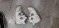 Зимни обувки н.28 APAWWA за момиче, снимка 1 - Детски боти и ботуши - 38764373
