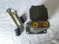 Спирачна Помпа Съединител ГАЗ 21 66 Виетнамка Комбинирана Двойна, снимка 1