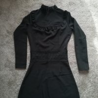Черна къса рокля, снимка 1 - Рокли - 30245995