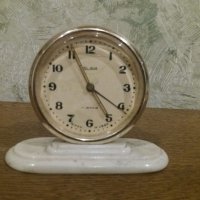 Часовник слава , снимка 1 - Антикварни и старинни предмети - 37219915