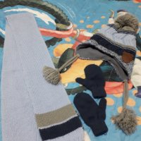 Зимна шапка,шал и ръкавички за бебе, снимка 1 - Бебешки шапки - 31101028