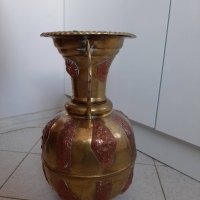 много релефна амфора ваза бронз и мед, снимка 3 - Антикварни и старинни предмети - 37966119