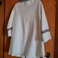 Дамско бяло палтенце, снимка 4 - Палта, манта - 32184770