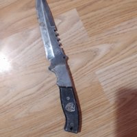 Продава нож, снимка 1 - Ножове - 37417365