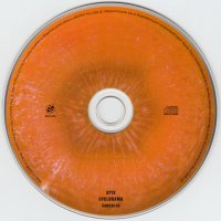 Албум на Стикс STYX 2003 CYCLORAMA, снимка 3 - CD дискове - 35168726
