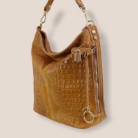 Ефектна дамска чанта от естествена кожа Италия, снимка 9 - Чанти - 31620012
