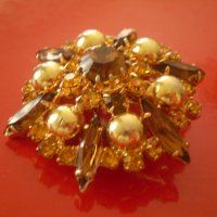 Винтидж брошка с чешки кристал цвят карамел, снимка 5 - Антикварни и старинни предмети - 36940943