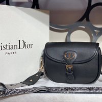 Дамска чанта Christian Dior Реплика ААА+, снимка 1 - Чанти - 31026107
