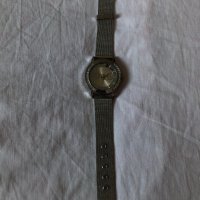 Дамски кварцов часовник, снимка 1 - Дамски - 38399663