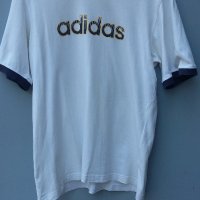 Adidas-В Много Добро Състояние , снимка 2 - Тениски - 36881027