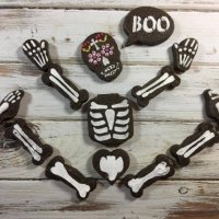 Скелет кости части човече Хелоуин Halloween пластмасови резци форми за сладки тесто, снимка 2 - Форми - 30491023