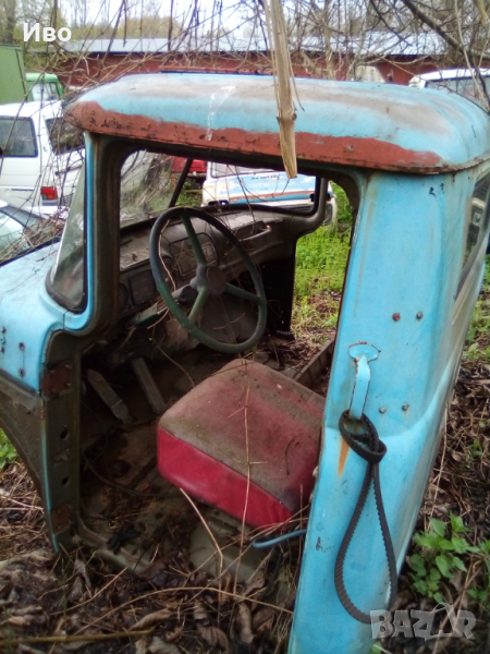 Зил 131 6х6,Части от кабина,ск.кутия,пр.диф. и БГ Регистрация;Зил 130;Зил 450506Самосвал  , снимка 1