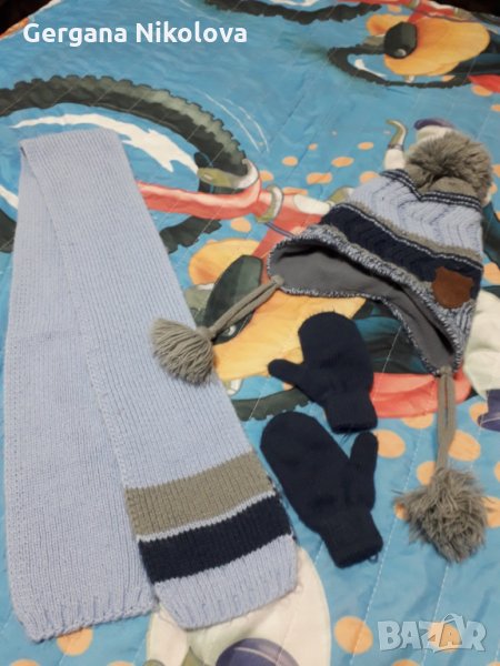 Зимна шапка,шал и ръкавички за бебе, снимка 1