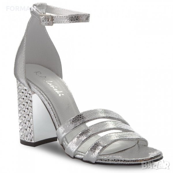УНИКАЛНИ сребристи сандали на широк ток, снимка 1
