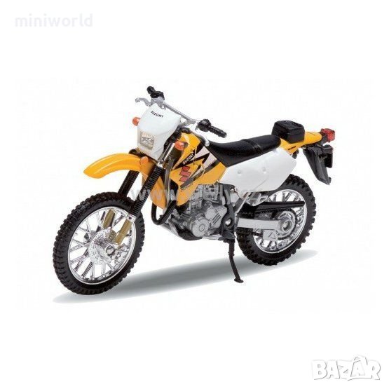 Suzuki DR-Z 400S Rally Dakar - мащаб 1:18 на Welly моделът е нов в кутия, снимка 1