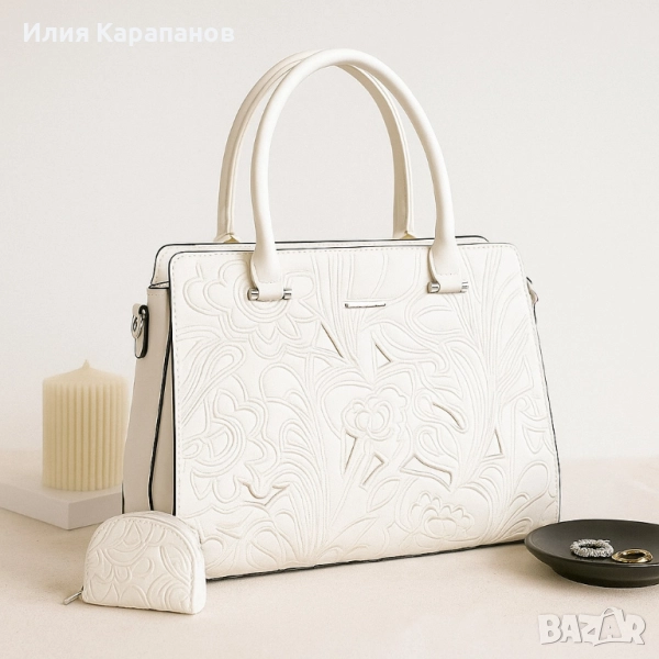 Елегантна дамска чанта с флорален релеф, снимка 1