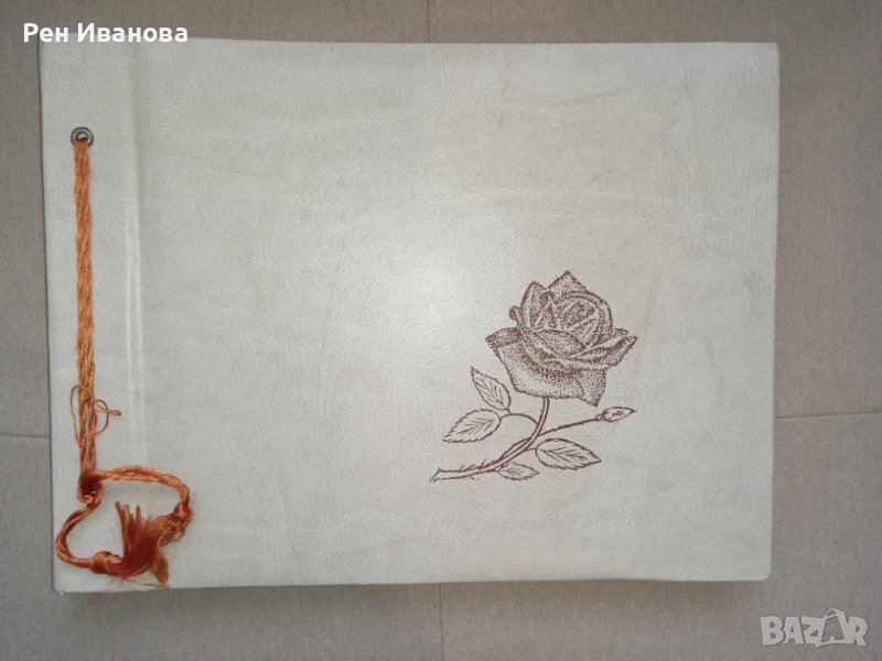 Продавам голям албум за снимки , снимка 1