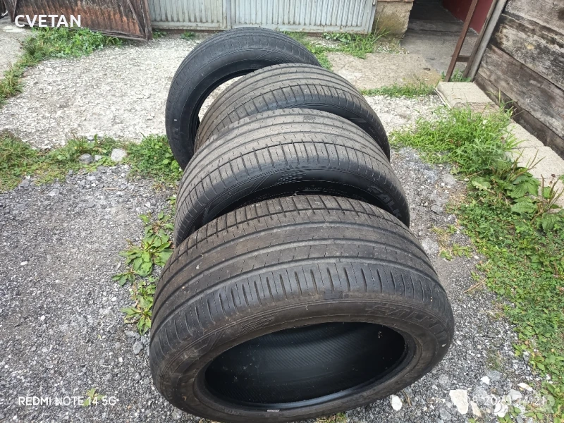 Продавам гуми, снимка 1