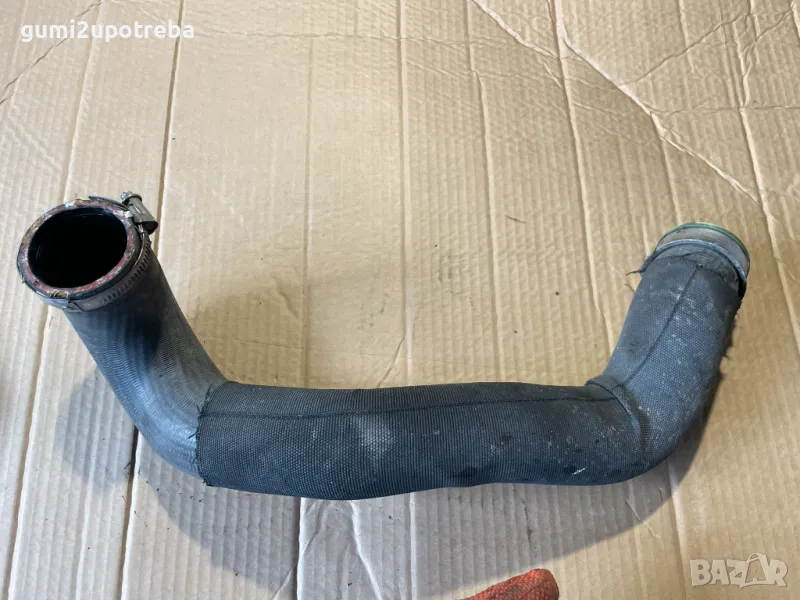 Маркуч Интеркулер Дясно 7P0145738B Porsche Cayenne 3.0D 92A/EG22/2012, снимка 1