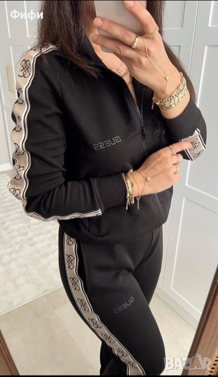 Чисто нов дамски екип Guess, снимка 1