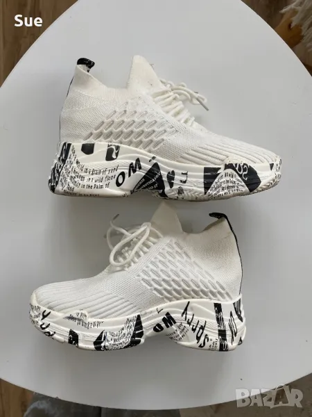 Дамски летни бели маратонки, снимка 1