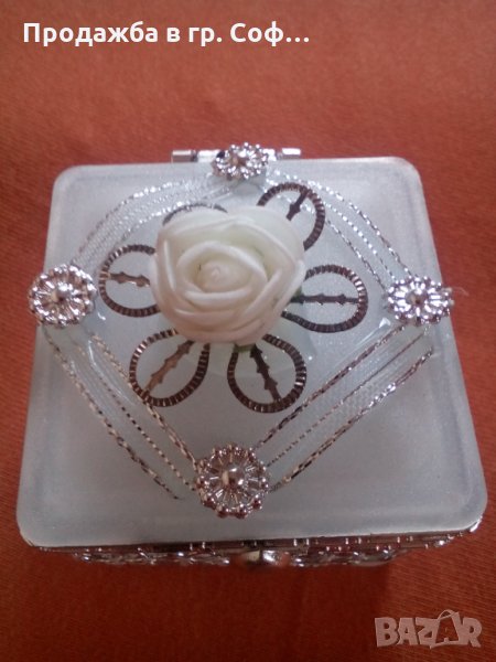 Луксозна кутия за бижута, снимка 1