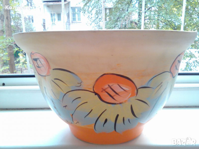 продавам 3 броя различни кашпи, снимка 1